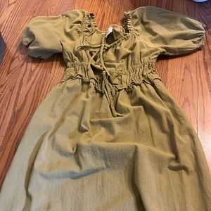 Puff Sleeve Green Dress